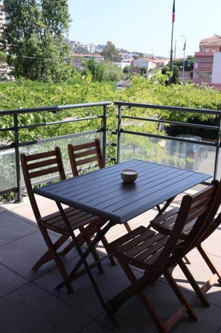 Suberbe Appartement Climatise Avec Terrasse Saint-Raphaël Esterno foto
