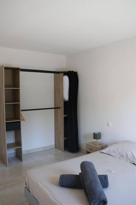 Suberbe Appartement Climatise Avec Terrasse Saint-Raphaël Esterno foto