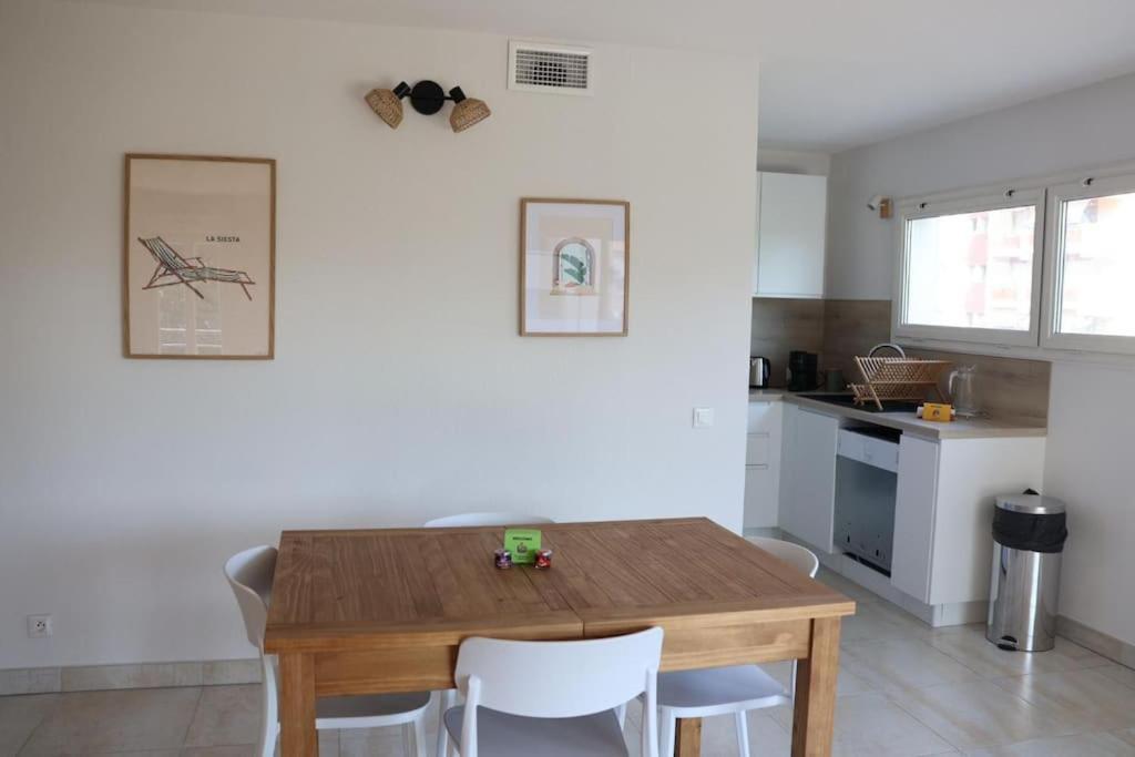 Suberbe Appartement Climatise Avec Terrasse Saint-Raphaël Esterno foto